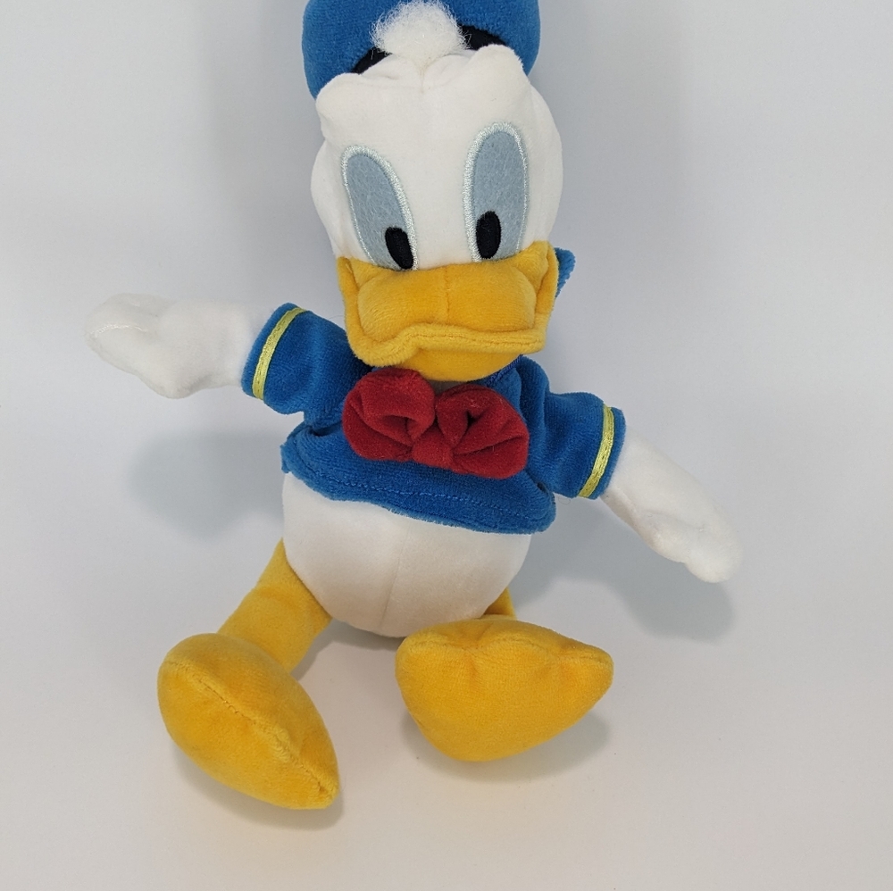 Disney Donald Duck Plushie 10" - Picture 7 of 7